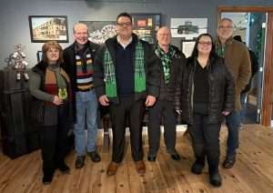 André Bachand avec citoyens et élus - St-Patrick 2026
