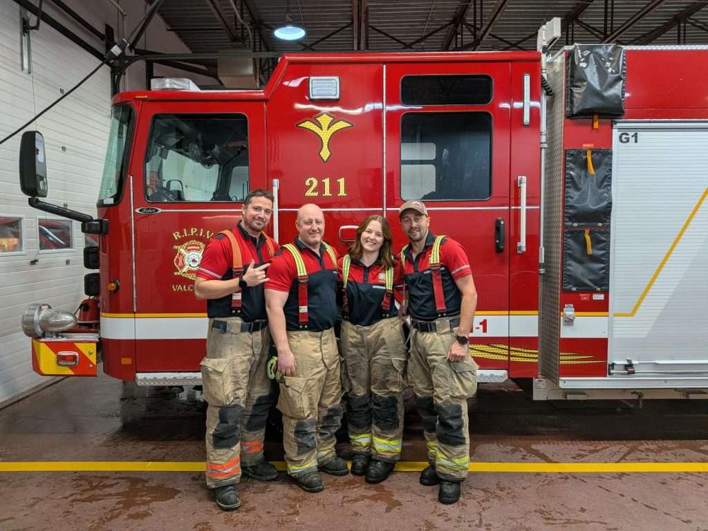 pompiers de Valcourt qui participent au Relais des pompiers 2026 Marc Chartier, Steven Gagnon, Janie Couture et Francis Lehouiller