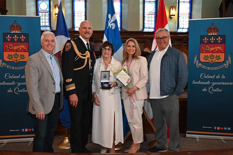 remise médaille Marthe Desmarais