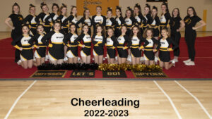 Les membres de l'équipe de cheerleading de l'Odyssée 2022-2023