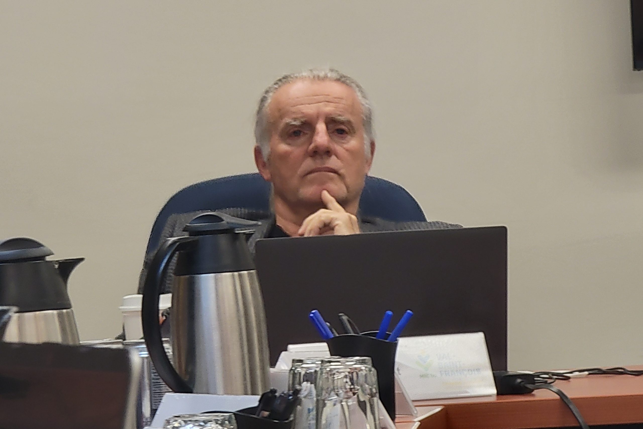 Crise à la MRC du ValSaintFrançois Le ValOuest