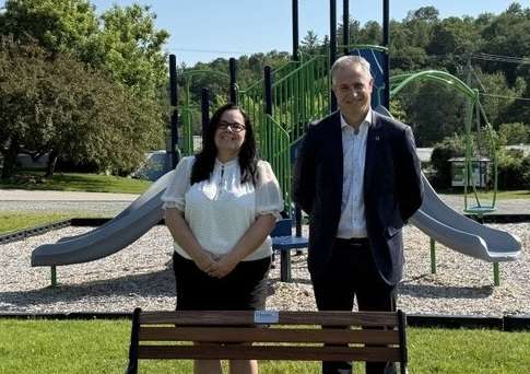 Amélie Tremblay et Dominic Gagnon - inauguration parc Kingsbury 2026